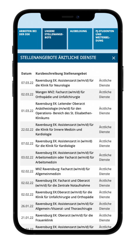 Smartphone mit einer Unterseite der OSK-Website